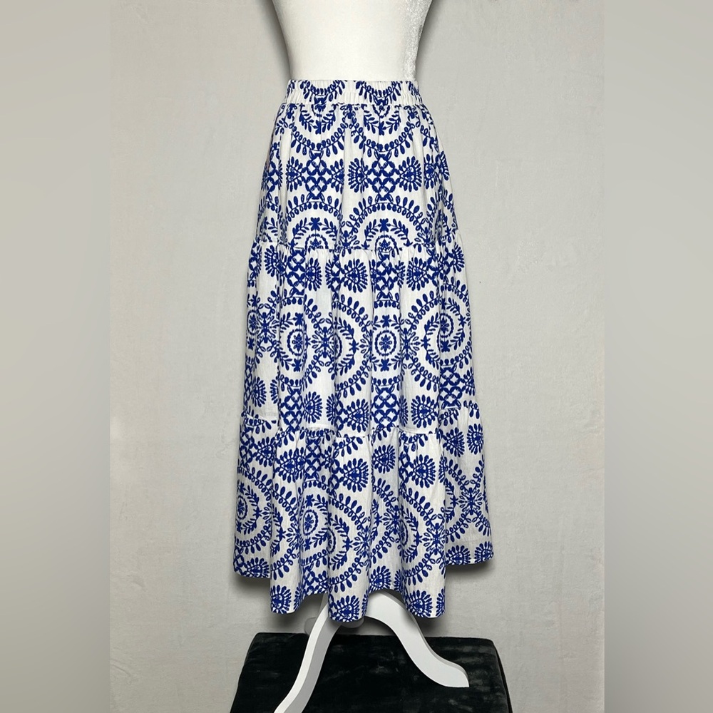 **NWT** White and Blue Patterned Tiered Maxi Skirt - 100% Cotton - size S